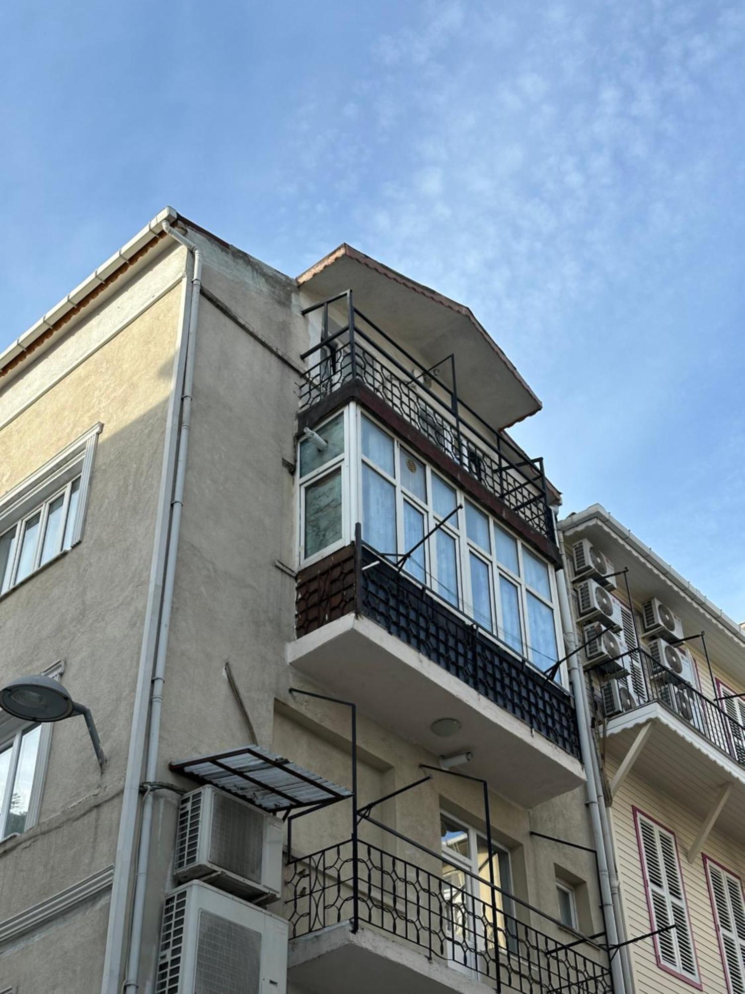 Efe Apart Hotel Istanbul Exterior photo